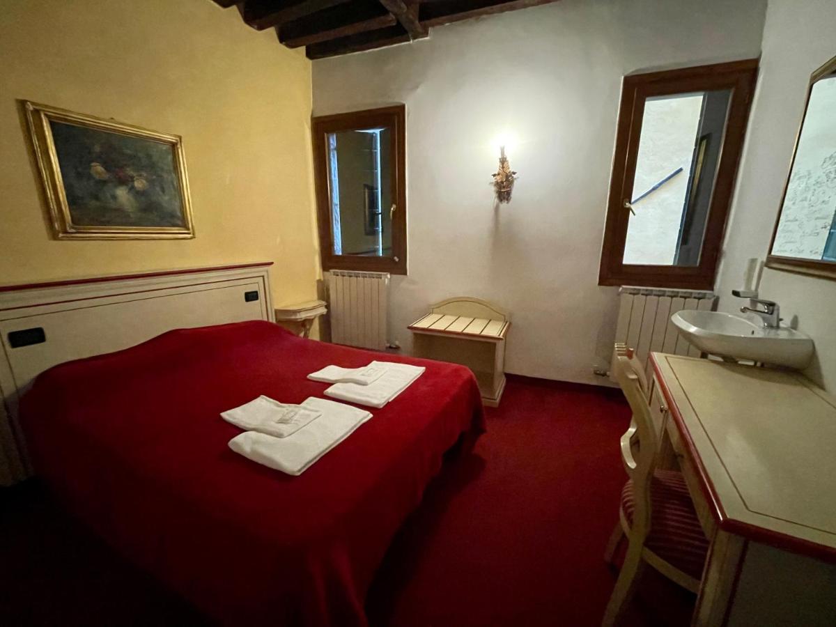 Ai Boteri Hostel Venetië Buitenkant foto