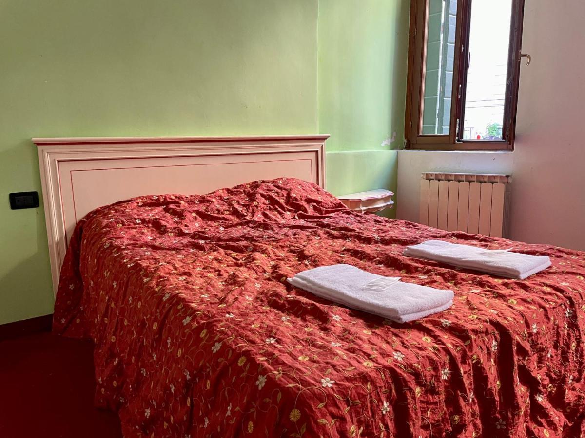 Ai Boteri Hostel Venetië Buitenkant foto